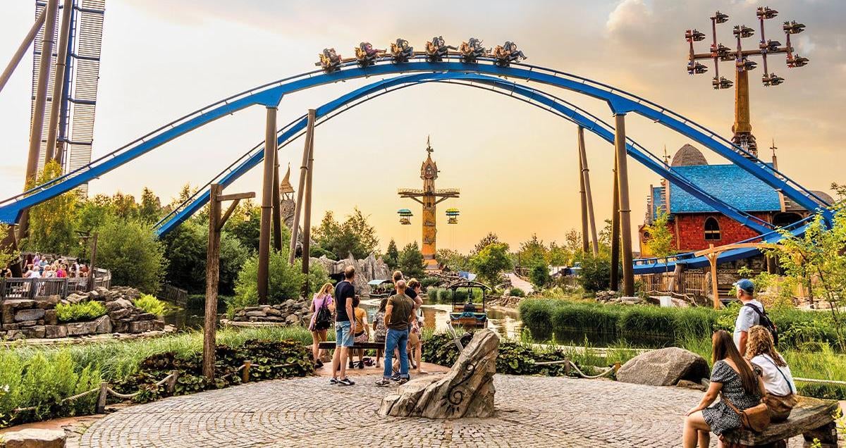 587b13e605552032d4619d1860154a43-1